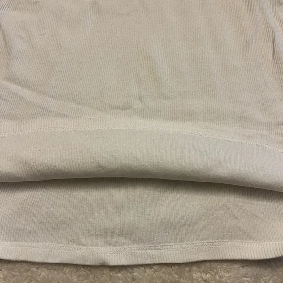 Old Navy Perfect Fit Tank Top - Picture 4 of 5